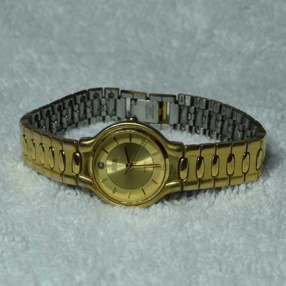 Vintage 1980s Bill Blass Gold Tone Quartz Watch main image 6